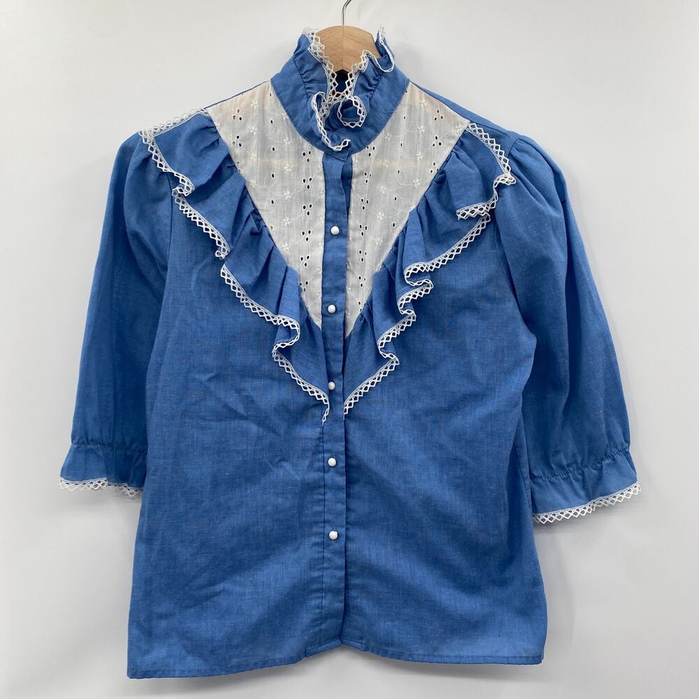 Vintage blue‎ cottage core ruffle button down blouse